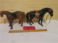 2 horses 1 wooden