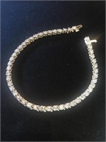 CLEAN NATURAL DIAMOND TENNIS BRACELET - 14K