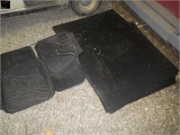3 horse trailer mats 3'x4' & floor mats