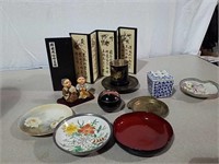 Asian themed small screen, figurines and dishes