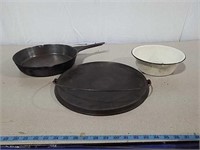 14 inch cast iron round griddle, frying pan and