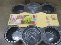 DECORATIVE CUPCAKE PAN