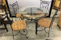 GLASS TOP/METAL ROUND TABLE/4 CHAIRS