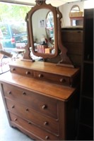Walnut 3 drawer dresser with mirror, round