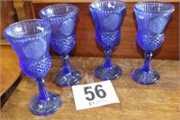 4 cobalt blue stemmed glasses