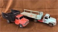 2 Buddy l trucks lot