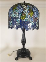 Tiffany style Wisteria stained glass table lamp