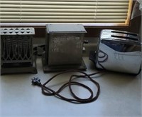 Vintage toasters, set of 3