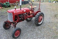 FARMALL CUB TRACTOR