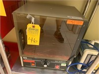 QUINCY LAB 10-140 INCUBATOR - SERIAL No. L12577