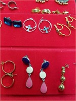 Lot of Earrings  (see photos)