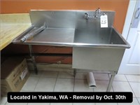 45" SINGLE COMPARTMENT SS SINK (MISSING 1 LEG,