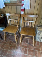 3 matching chairs no contents