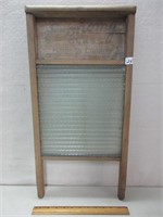 VINTAGE ECONOMY WASH BOARD