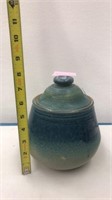 Blue pattern Lidded jar pottery