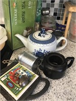 Tea and Accessoreies