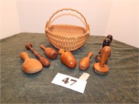 Wood darning items