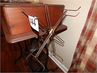 Yarn real winder w/clamp on - Vintage wire hanger