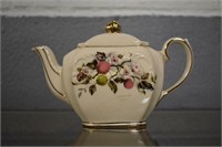 Vintage Sadler of England Gold Trimmed Teapot