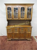 HALE 2 PCS. MAPLE HUTCH WITH 4 DOORS ON HUTCH TOP: