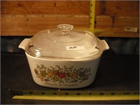 LARGE COOKING DISH W/ LID NO CRACKS / NO CHIPS