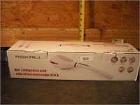 WAND MASSAGER NEW IN BOX