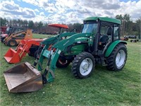 Montana T7074 MFWD Tractor w/loader