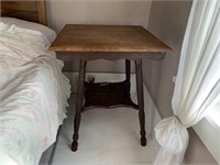 Square Oak Table