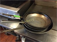 4 Asst Frying Pans