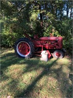 International Harvester Farmall Super C Tractor