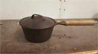 Cast Iron Lidded Sauce Pan