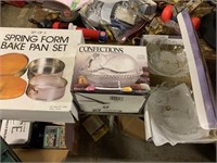 CANDY BOX, BAKE PAN & SMALL ROSETTA PLATES