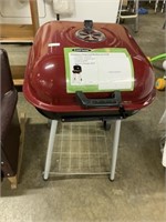 CHARCOAL GRILL - NEVER USED
