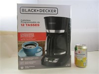 Cafetière programmable de 12 tasses BLACK+DECKER