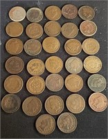 (32) Indian Head Pennies