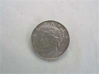 1922 - P  Silver Peace Dollar