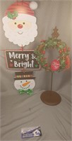 Merry & Bright Sign + Mini Wreath Holder