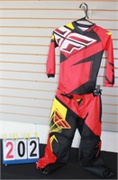 FLY RACING YOUTH RIDING GEAR PANTS & JERSEY SMALL