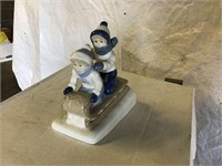 MEXICO PORCELAIN - XMAS FIGURE