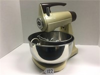 SUNBEAM MIXMASTER - WITH STAND AND BOWLS