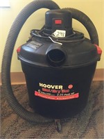 HOOVER 6 GALLON WET/DRY VAC - Works