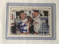 Gordie Howe Autographed Hockey Card