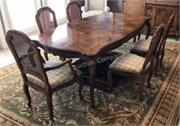 Henredon Fine Dining Table & Chairs