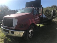 2004 Ford F650 Flatbed Highway Cone Truck