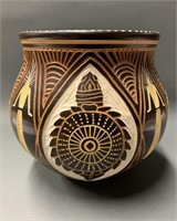 Steve Smith, Talking Earth Pottery Vase