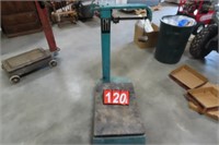 FAIRBANKS MORSE SCALE WITH 1 WEIGHT M# 413132