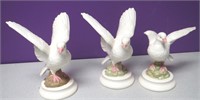 Vintage Byron Molds Painted  Doves 9" Tall