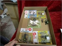 Lot of military model figures.