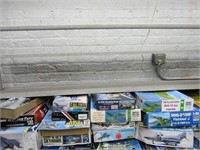 Lot of model boxes & Parts. Planes/jets/fighters.