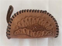Leather-Crafted Change Purse / Holder